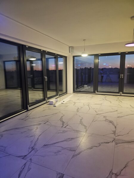 Tamplarie PVC, rulouri exterioare, sisteme din sticla securizata 2Day Glass