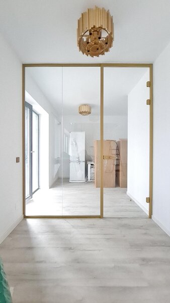 Tamplarie PVC, rulouri exterioare, sisteme din sticla securizata 2Day Glass