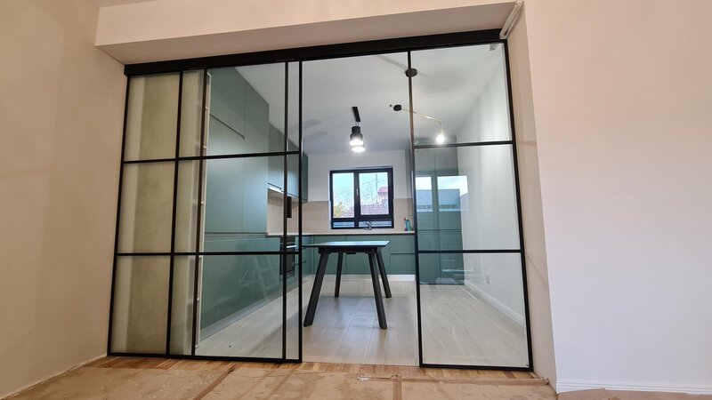 Tamplarie PVC, rulouri exterioare, sisteme din sticla securizata 2Day Glass