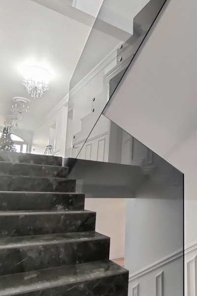 Tamplarie PVC, rulouri exterioare, sisteme din sticla securizata 2Day Glass